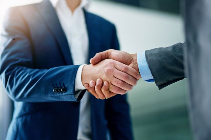 Plataforma jurídica inovadora alcança mais de 1,5 milhões de conexões entre contratantes e profissionais de direito