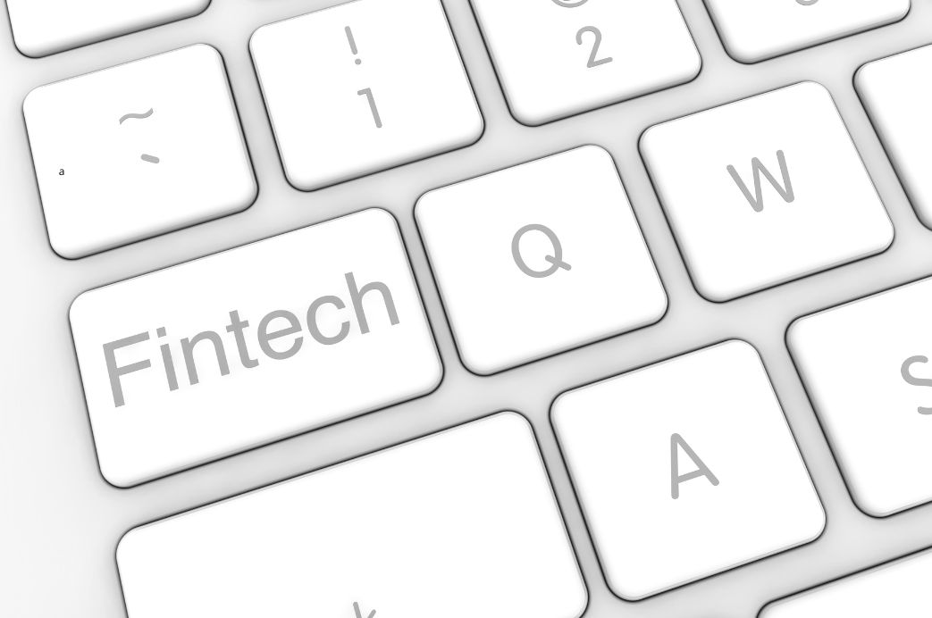 Fintech Summit 2025 apresenta oportunidades em inovações, uso de agentes inteligentes e tendências tecnológicas para o setor financeiro