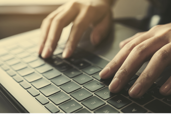 54% dos profissionais buscam novo emprego em 2025
